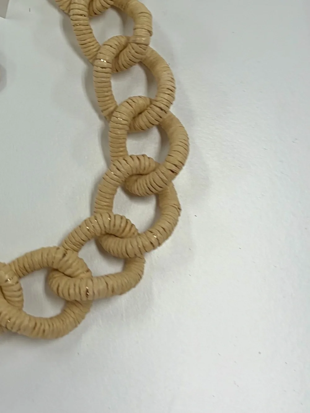 NWT βοΈ πβοΈ Camila Coelho Woven Raffia Link Statement Necklace - Picture 11 of 13